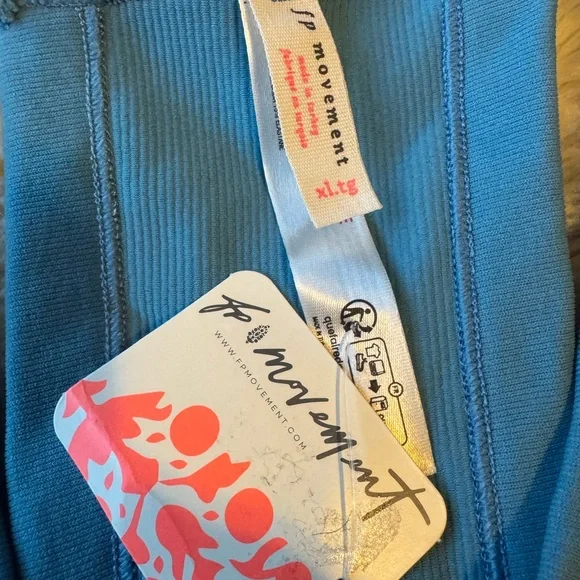 NWT 💫Free People Movement XL V-Neck Athletic Top - Picture 4 of 6